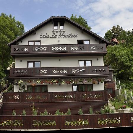 Hotel La Monitori Sinaia Zimmer foto
